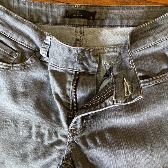 PrAna Grey Stretch Jeans - Size 4 - Picture 10 of 11